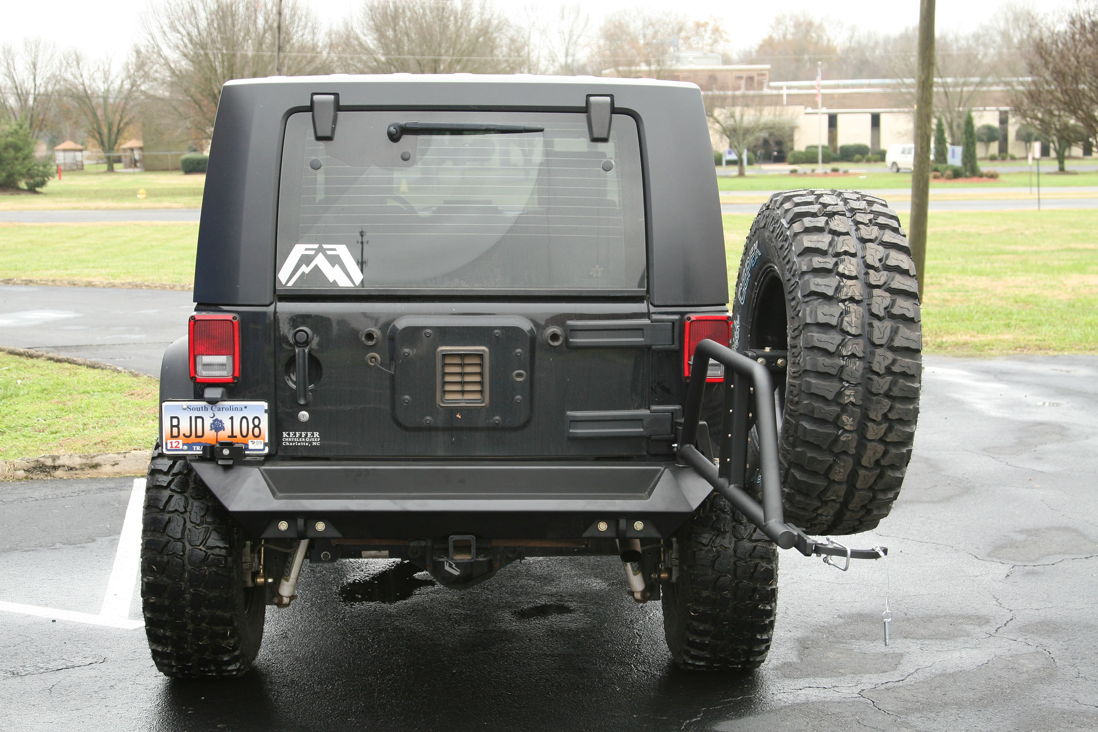 TIRE CARRIER | Fab Fours